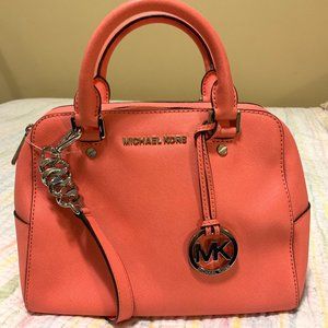 Michael Kors Jet Set Crossbody Bag (Watermelon)